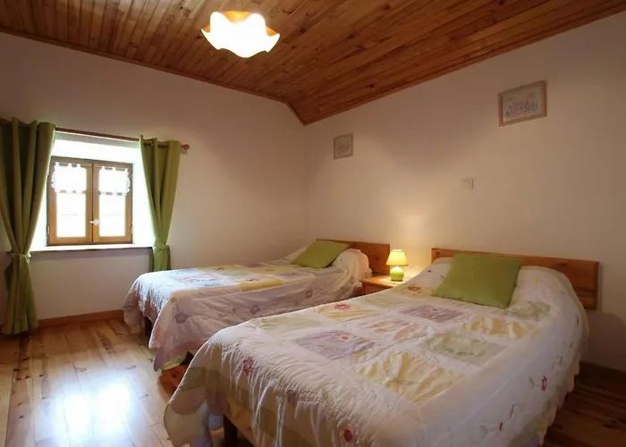 Сasa de vacaciones Maison En Pierres Avec Terrain Pres Du Massif Du Mezenc, Ideale Pour Un Sejour Nature En Famille - Fr-1-582-267 *